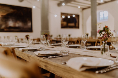 gedeckte Tafel für das Dinner Catering