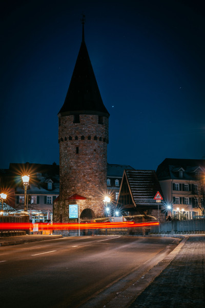 Turm bei Nacht in Bad Homburg