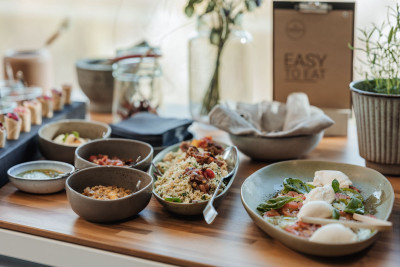 Buffet Catering mit verschiedenen Gerichten